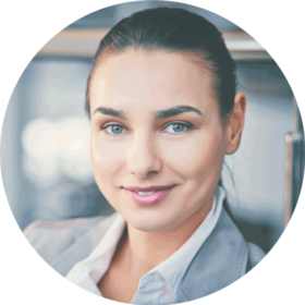 Image: Headshot of Laura Edwards in a circle